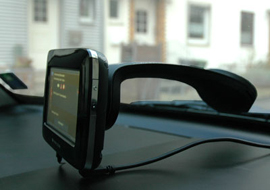 NAVIGON 2110 vs 5110 vs 7110 - Halterhaptik und Mehrausstattung (5173) - 1