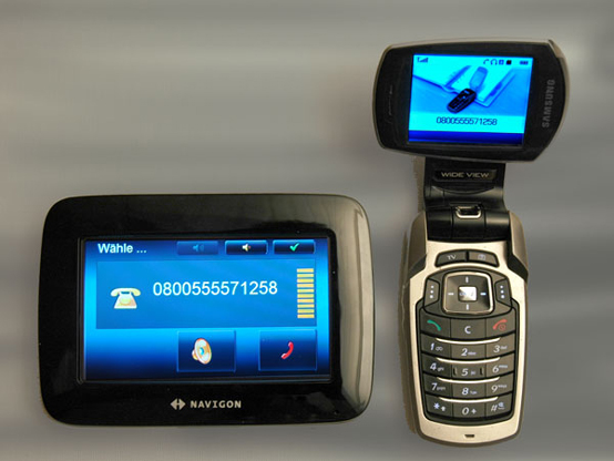 NAVIGON 2110 vs 5110 vs 7110 - Halterhaptik und Mehrausstattung (5176) - 1