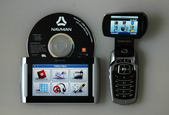 Navman S90i - Freisprecheinrichtung - 1