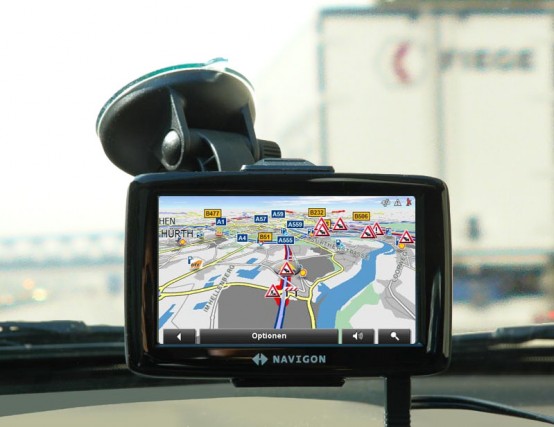 NAVIGON 2100 / 2110 max - Beschreibung - 1