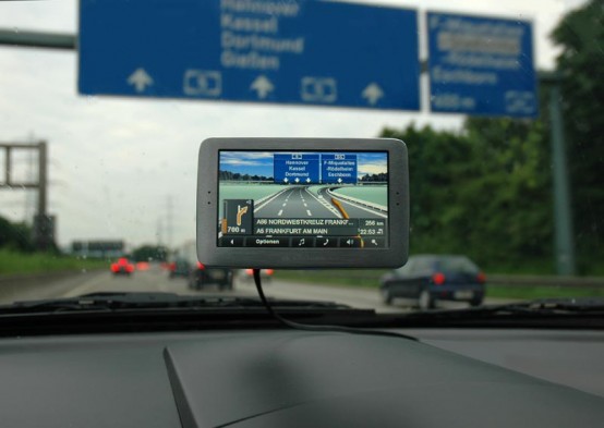 NAVIGON 8110 - Reality View Pro , Fahrspur-Assistent Pro und Reale Beschilderungsanzeige - 1