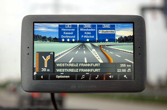 NAVIGON 8110 - Vorwort - 1