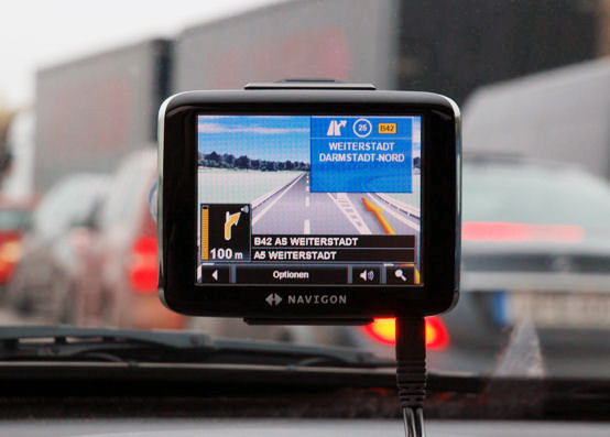 NAVIGON 2200 / 2210 - Fahrzeughalterung - 1