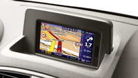 Renault bietet Serien-System mit TomTom Navigations- software in aktuellen Fahrzeugmodellen...