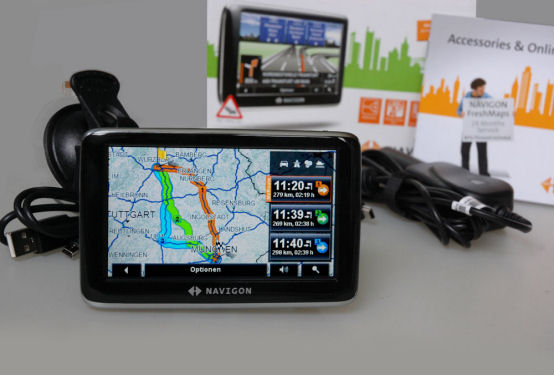 NAVIGON 4310 max - Einleitung - 1