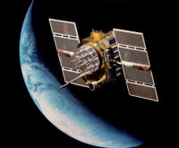 Eine neue zivile Frequenz L5 beeinträchtigt normale GPS-Signale...