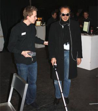 Studenten der Hochschule Darmstadt zeigten auf der IFA Easee ein Navigationssystem für Sehbehinderte...