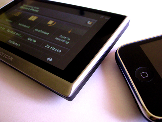 NAVIGON 8410 Upgrade 8450 - Bluetooth - FSE - 1