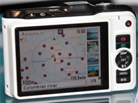 Casio zeigt auf der CES den Prototypen einer Kamera mit GPS-Empfänger und Bewegungssensor...