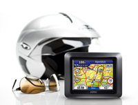 Das kleine Motorradnavi von Garmin soll noch im ersten Quartal 2010 auch nach Deutschland kommen...