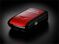 Der BT-Q1000 extreme zeichnet bis zu fünf Wegpunkte pro Sekunde auf und ist mit einem Vibrationssensor ausgestattet...