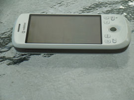 HTC Magic - Ein magischer Androide als Lotse - Haptik und Hardware - 1