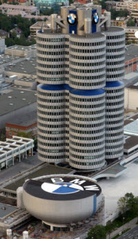 Bei BMW sieht man positiv in die Zukunft und erwartet ein solides Absatzplus im einstelligen Prozentbereich...