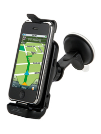 Das Car Kit von Mio macht das iPhone zur Freisprecheinrichtung und sorgt für GPS-Empfang auf dem iPod Touch...