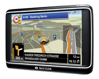 Das neue Highend Modell aus dem Hause NAVIGON kommt mit integrierten Live Modul und drei neuen Live Services...