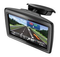 HD Traffic, Sprachsteuerung und Bluetooth erstmals in einer TomTom Serie des mittleren Marktsegments...