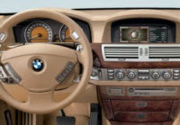 Auch in Indien kann man jetzt in einem BMW navigieren...
