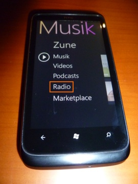 HTC 7 Trophy: Eine Trophäe für Gamer - FM-RDS Radio - 1