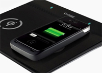 Allianz arbeitet an einer Möglichkeit Geräte im Fahrzeug kabellos nach dem Qi-Standard laden zu können...