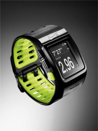 Die in Zusammenarbeit mit TomTom entwickelte GPS-Sportuhr von Nike ist jetzt auch in Deutschland verfügbar...