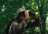 Sony stattet seine neuen Ferngläser mit Fotoapparat- und Kamerafunktion sowie einem GPS-Empfänger aus...