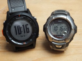 Vergleich Durchmesser Fenix und Casio G-Shock Digitaluhr