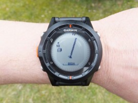 Winzige Karte im Display