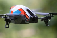 Die Frontkamera der Parrot AR macht Videos in Full-HD Auflösung. Foto: spotogrpahy/Sebastian Abel