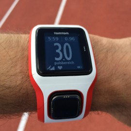 TomTom_Cardio_Numerische_Pulsanzeige-02