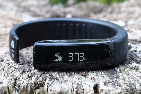 LG Lifeband Touch, km-Anzeige