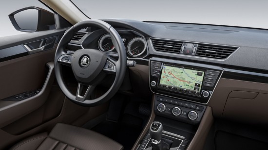 Skoda-Superb-Android-Auto