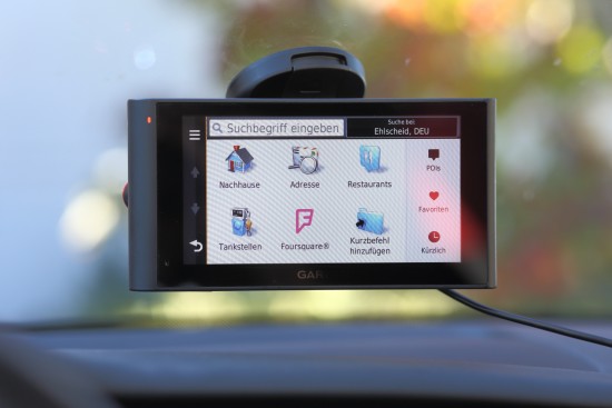 Garmin nüviCam im Auto