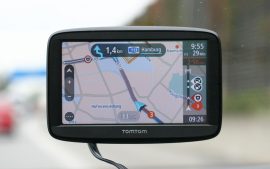 tomtom-via-52-traffic-03