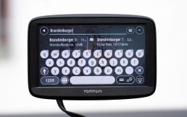 tomtom-via-52-zieleingabe