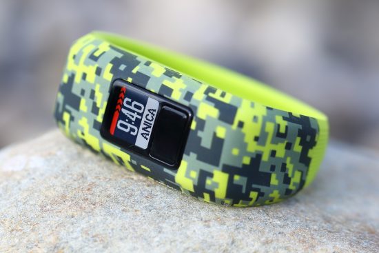 Garmin vivofit jr. Test Uhrzeit Fitness-Tracker mit Uhrzeitanzeige für Kinder