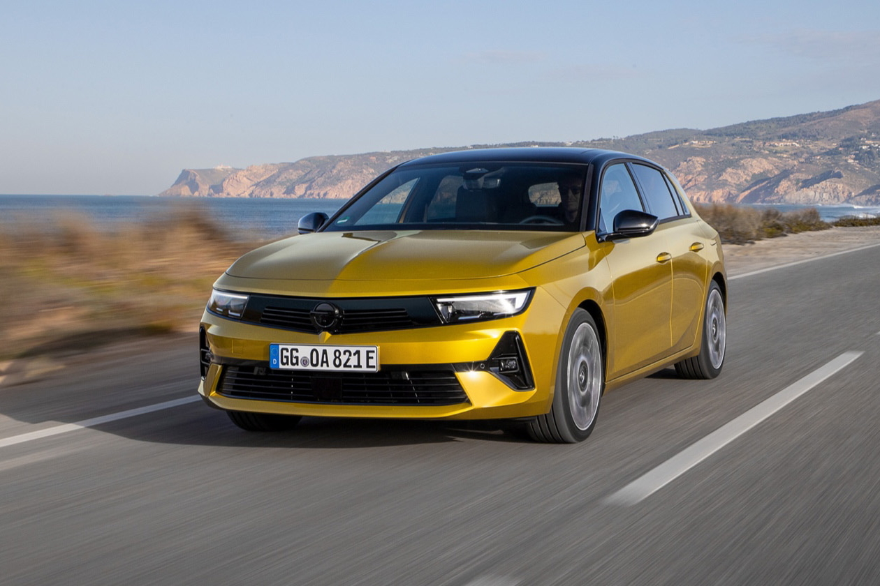 TomTom stattet Navigationssystem im Opel Astra mit OTAUpdates aus